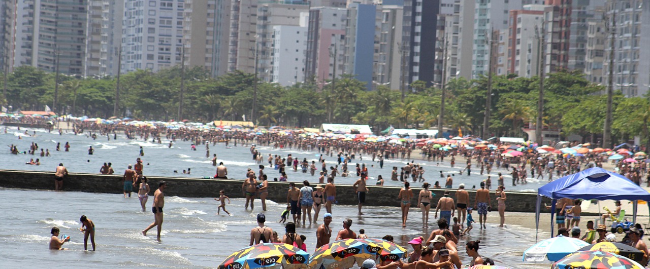 Imagem da praia de Santos