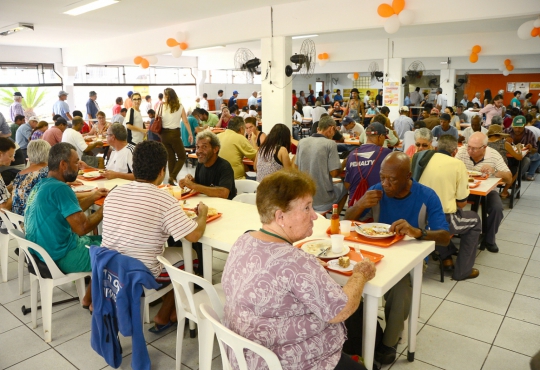Medida do Governo atingiu unidades do Bom Prato da Região, da Capital e outras cidades do Estado