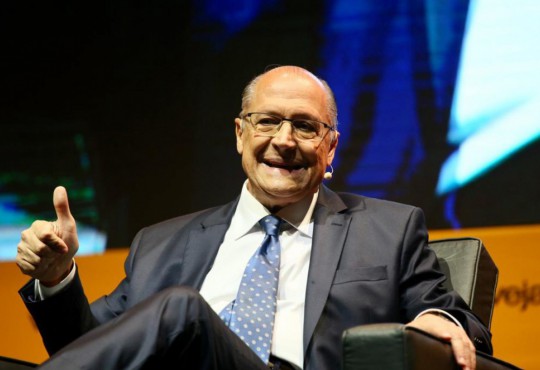 Na reunião, Alckmin também disse que o governo estuda uma nova versão do programa Desenrola, que possibilita a renegociação de dívidas, para beneficiar também as empresas