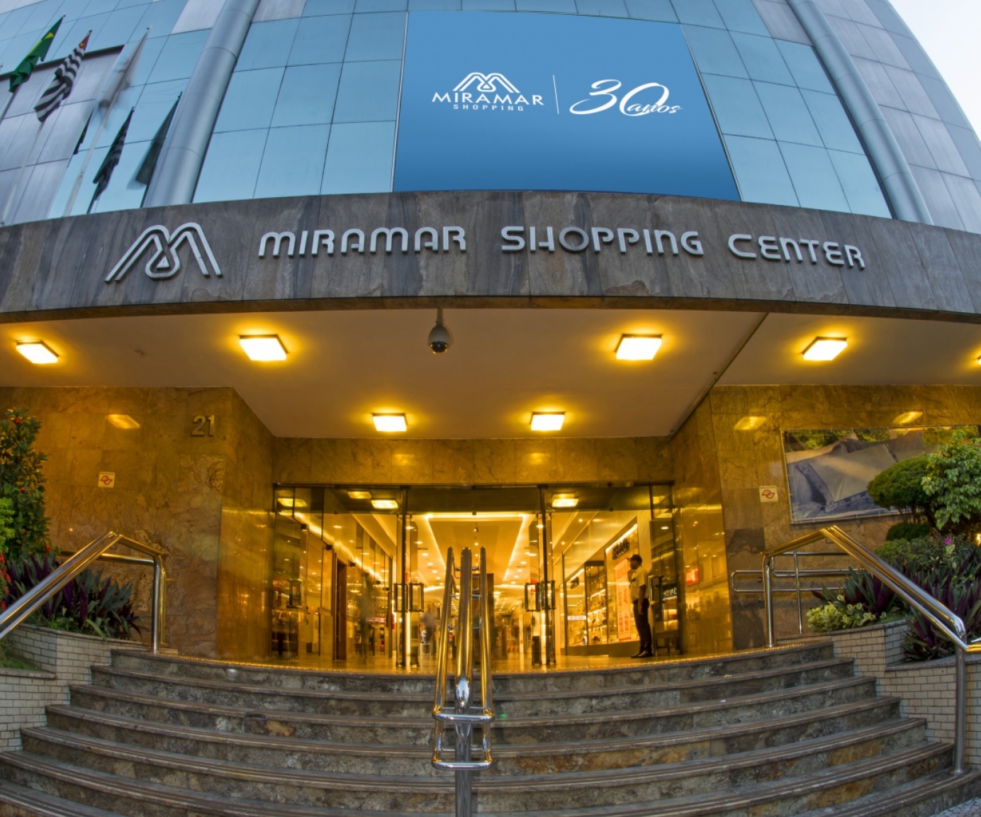 Miramar Shopping fica no Gonzaga, em Santos