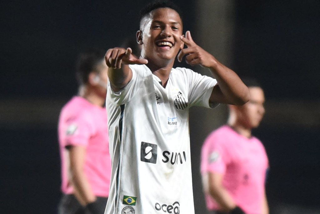 Ângelo retorna ao Santos