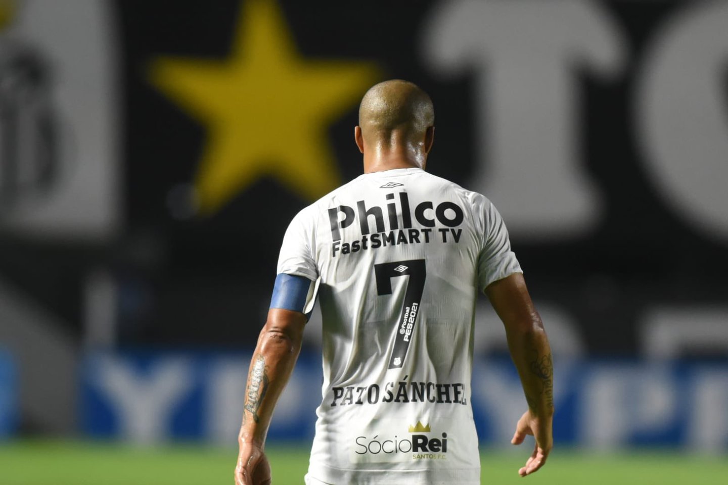 Meia Carlos Sánchez deixa o Peixe