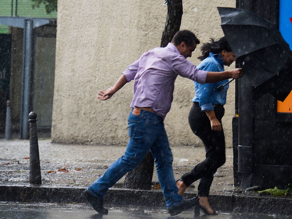 Ventos fortes devem atingir a Baixada Santista nos próximos dias