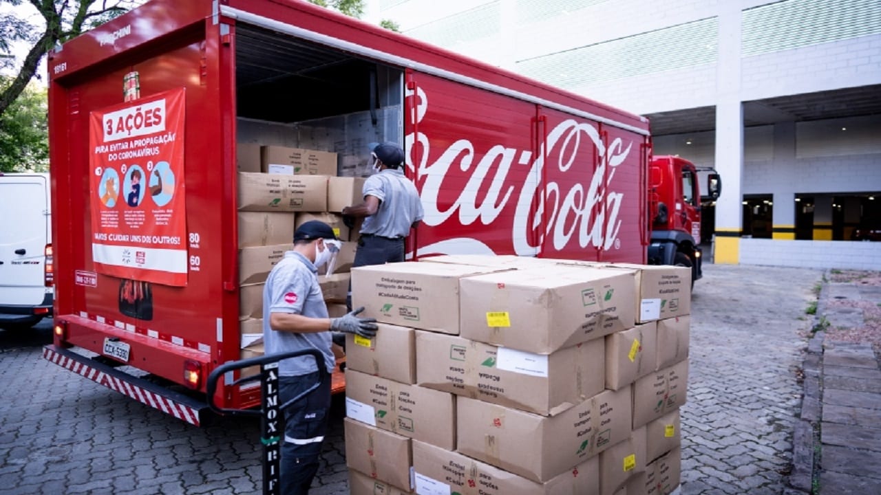 Coca-Cola abre vagas em Santos