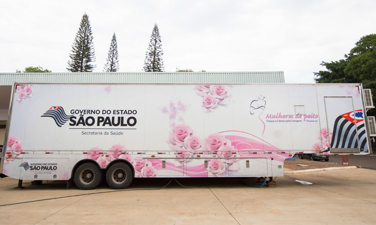 Carreta da Mamografia faz parte do Programa Mulheres de Peito, da Secretaria de Saúde do Estado