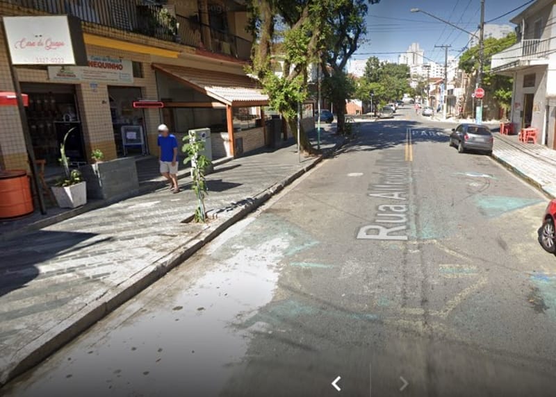Comércio registrou vazamento de gás no bairro Marapé, em Santos. Rua Alfredo Albertini foi interditada