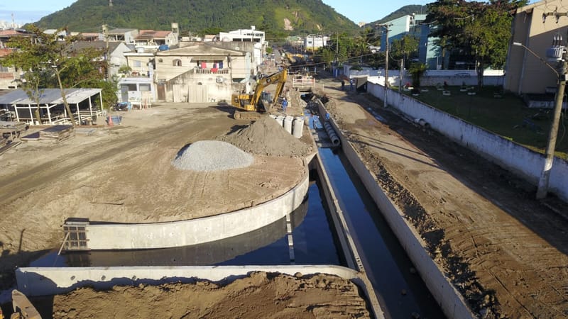 Cessão gratuita que transfere área da União para a Prefeitura de Guarujá é assinada