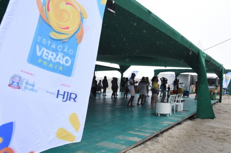 Arenas do Estação Verão Praia funcionam diariamente até 9 de janeiro