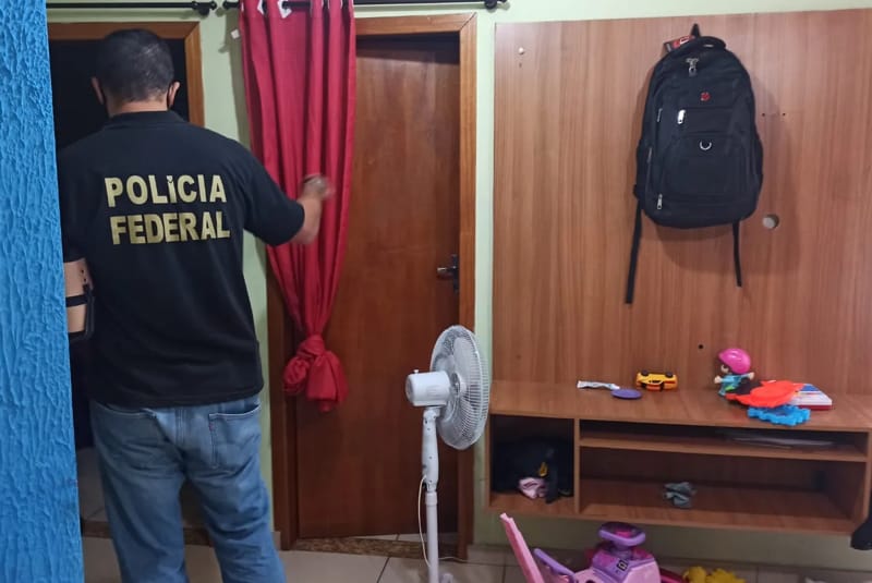 Operação da PF investiga contrabando de migrantes ilegais em Santos