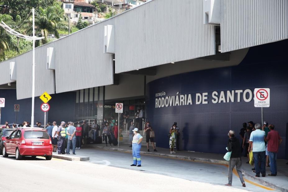 Rodoviária de Santos projeta aumento de 50% no fluxo de pessoas no Natal