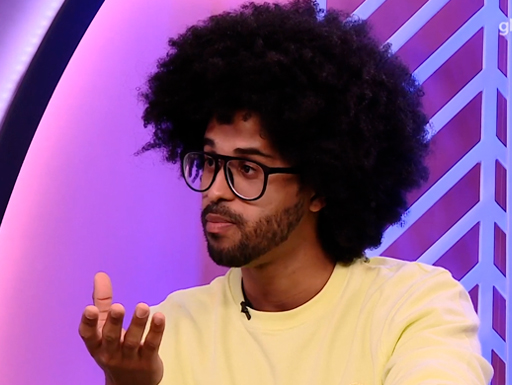 'Querer ser famoso', apesar de ter encerrado a sua participação no BBB, rendeu à Luciano um grande número de seguidores e, até mesmo, uma parceria com a rede de fast food McDonalds