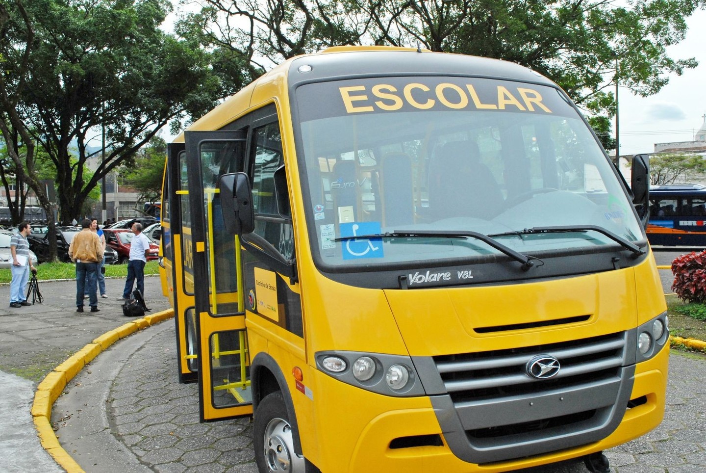 Muitos consumidores desconhecem, mas o cronotacógrafo, popularmente conhecido como tacógrafo, é um equipamento de uso obrigatório