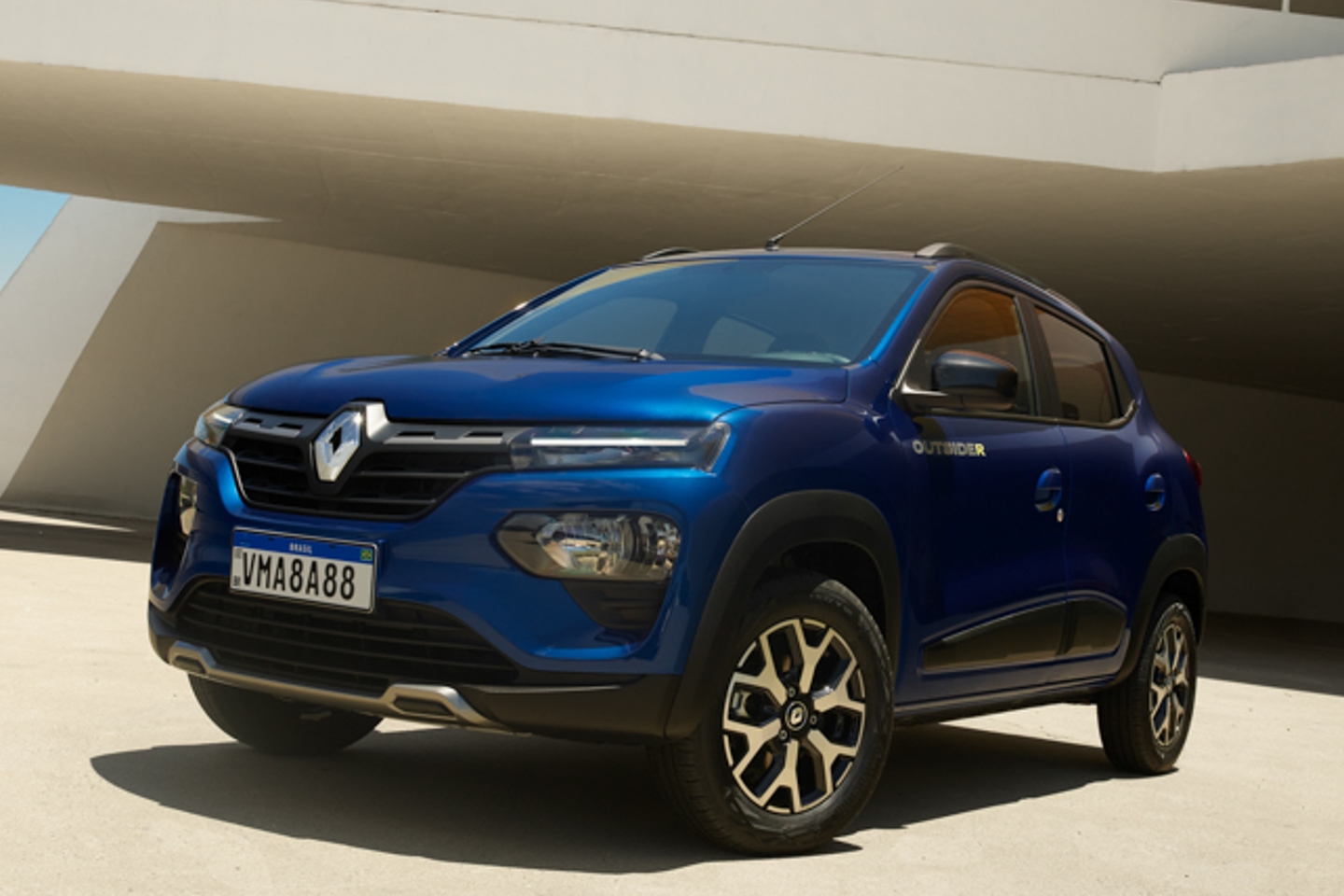Em 2021, o Kwid permaneceu como o Renault mais vendido e teve 52.916 exemplares emplacados no mercado brasileiro