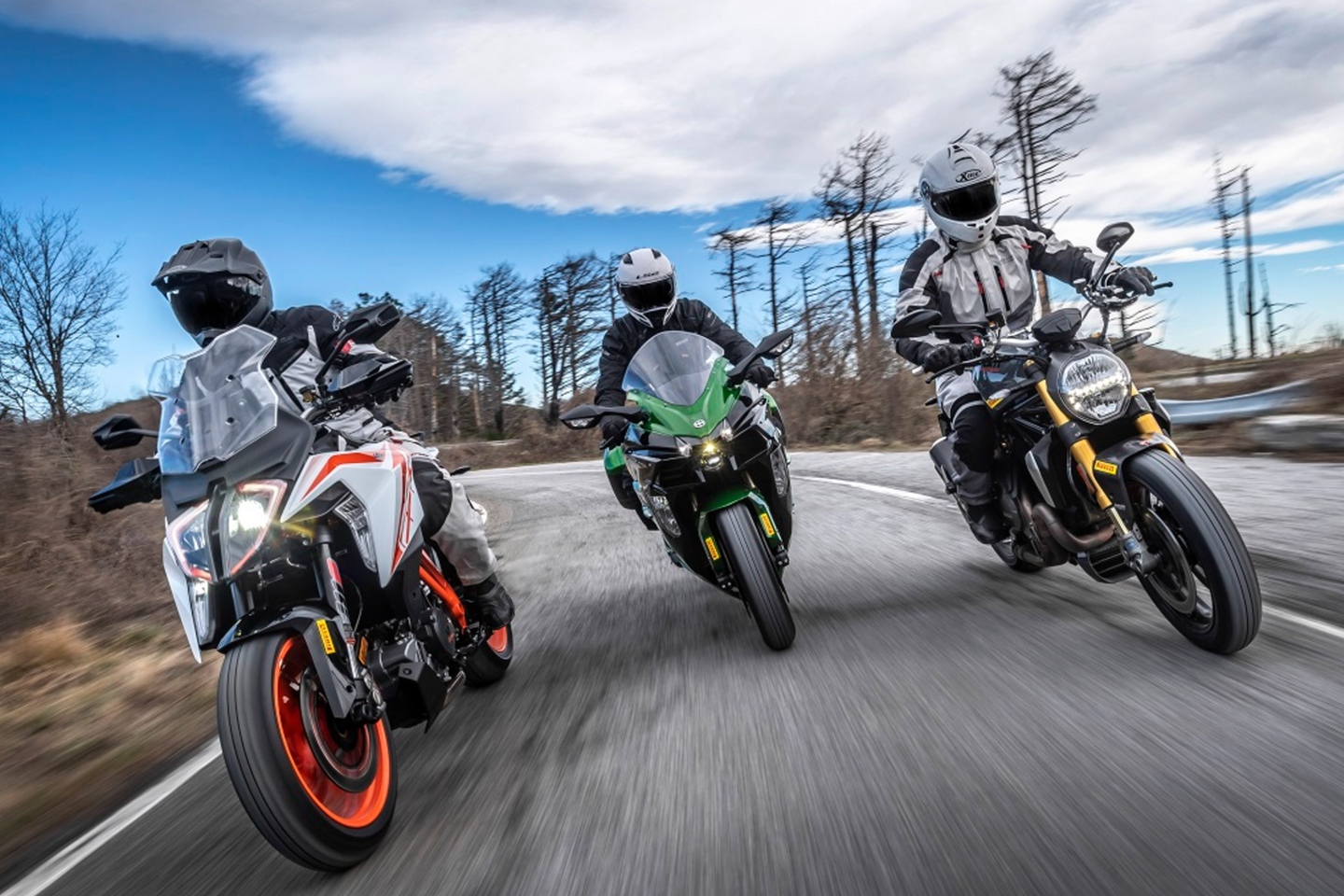 No varejo, a expectativa é de que sejam emplacadas 1.230.000 motocicletas, o que corresponderia a uma alta de 6,4% em relação a 2021