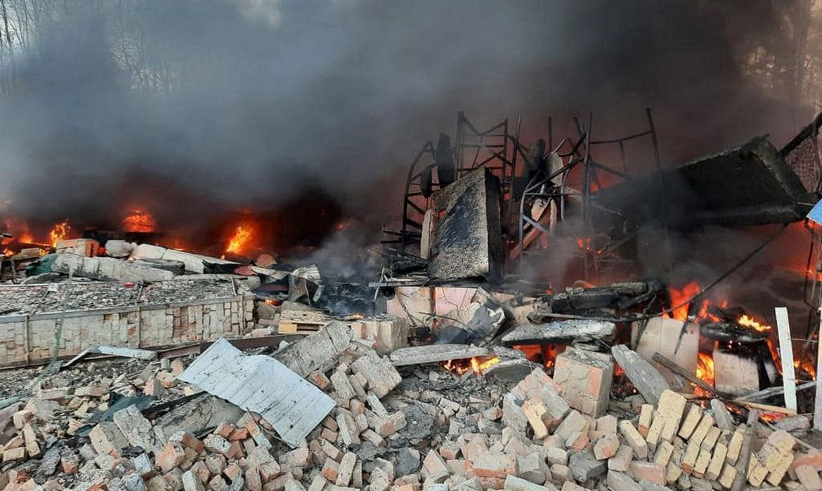 Em algumas regiões da Ucrânia as comunicações telefônicas e pela internet estão complicadas