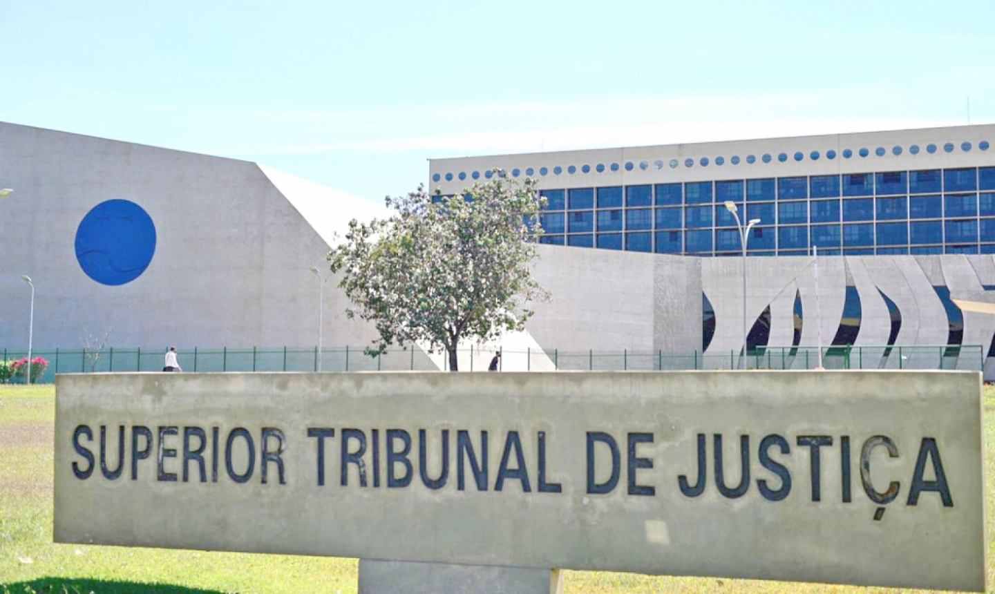 O STJ (Superior Tribunal de Justiça) retoma o julgamento que vai definir se as operadoras de planos de saúde podem ser obrigadas a arcar com despesas de procedimentos não incluídos na lista de cobertura obrigatória da ANS