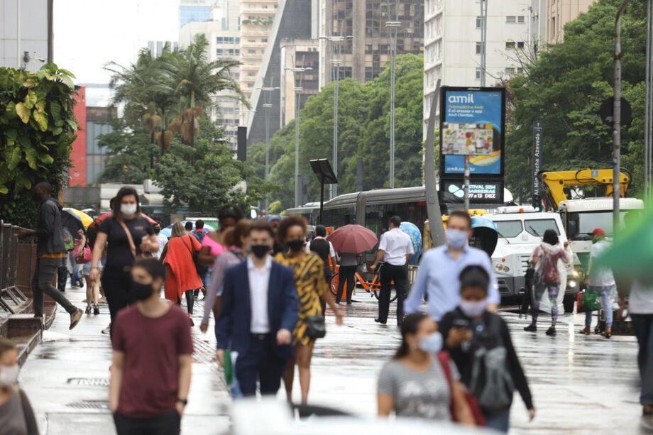 Os hospitais mantêm o funcionamento normal para atendimento às urgências e emergências