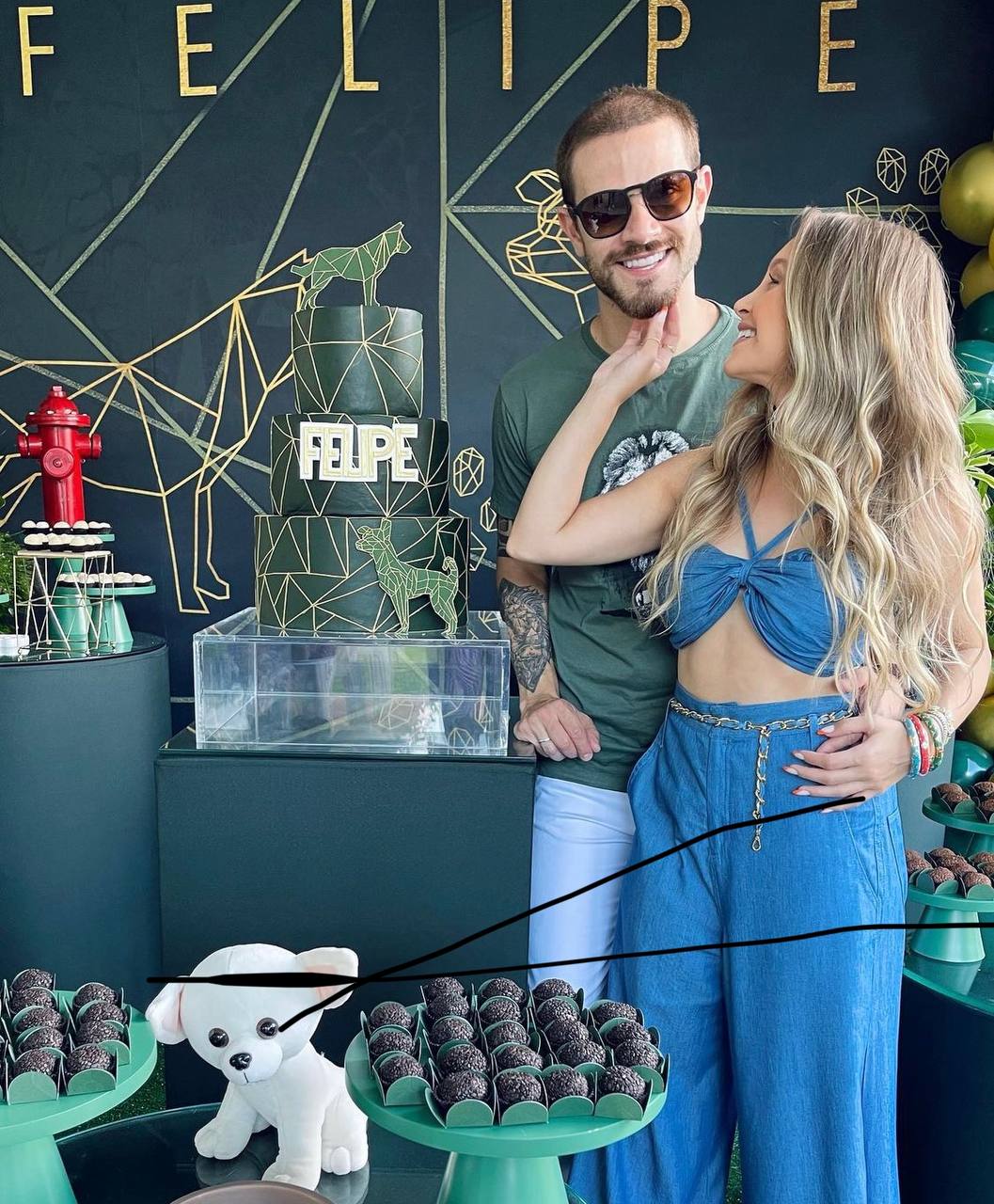 Carla Diaz e Felipe Becari