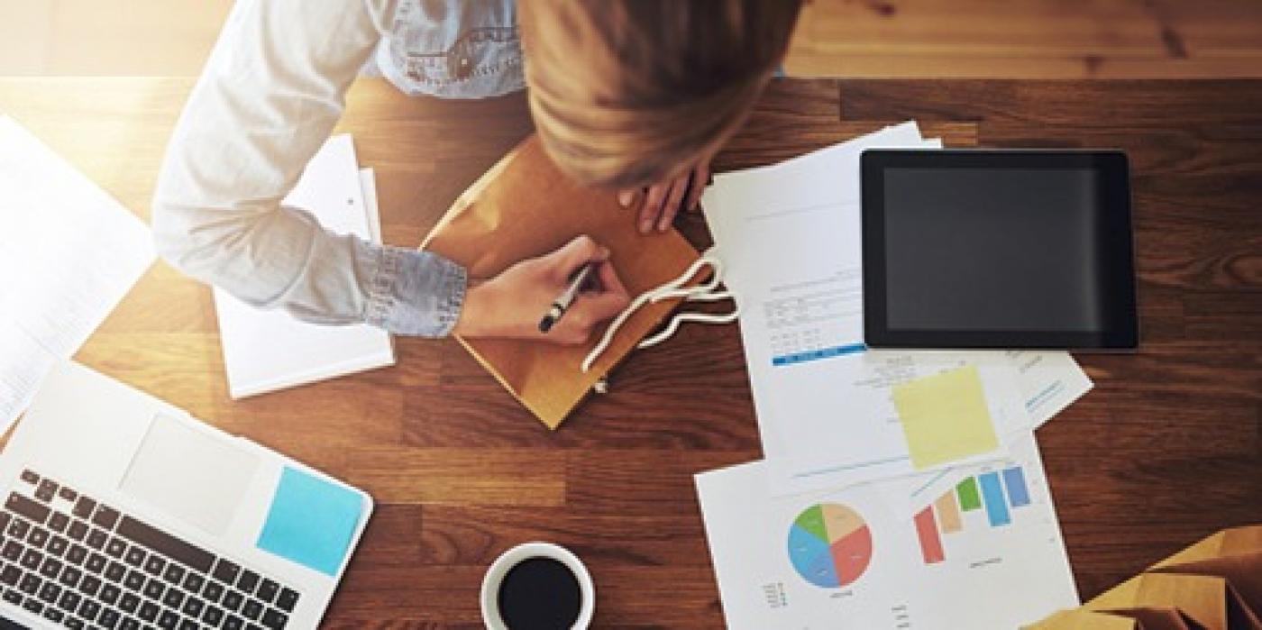 A igualdade salarial está ainda em discussão, no poder Executivo; há medidas a serem tomadas para garantir esse direito a mulher