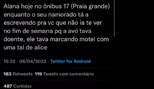 Em ônibus, mulher vê traição no celular do passageiro ao seu lado, relata na web e viraliza