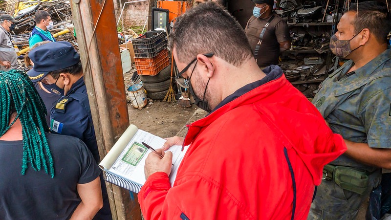 Estabelecimentos são fiscalizados por operação 'Ferro Velho' em Bertioga