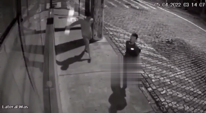 Ladrões invadem e furtam padaria pela 7ª vez no José Menino, em Santos; veja vídeo