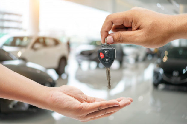 Financiamento é realizado em sua maioria por homens (65%) e a média de idade é de 44 anos