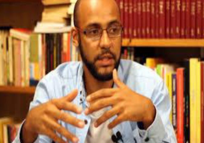 Promocum promove lançamento do livro 'Frantz Fanon e as Encruzilhadas' nesta quinta