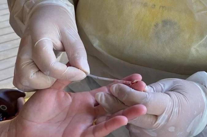 A paciente deu entrada no hospital em estado grave e, pelos sintomas apresentados, ficou claro para eles que se tratava de uma doença no fígado