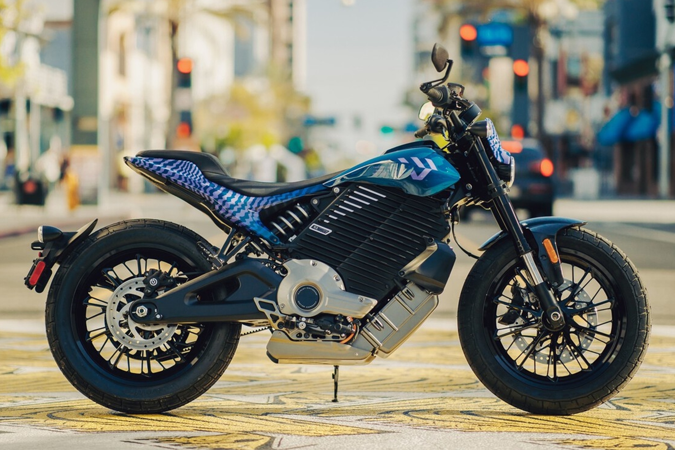 Novo modelo foi mostrado na versão LE Launch Edition ou edição de lançamento , com preço de US$ 17.699 (cerca de R$ 91 mil)