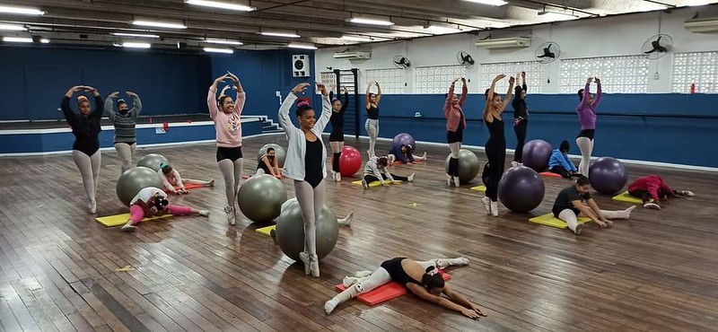 Alunas de ballet do Caec Isabel Ortega apresentam espetáculo nesta quinta (30)