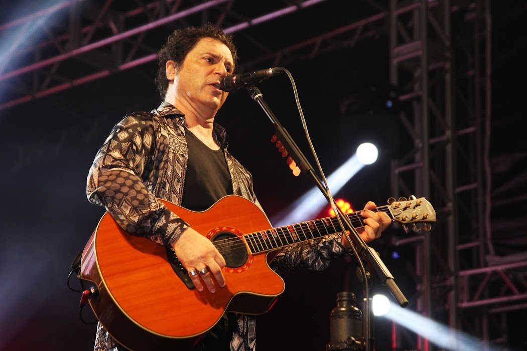 O show do cantor Frejat foi a principal atração do último dia do evento