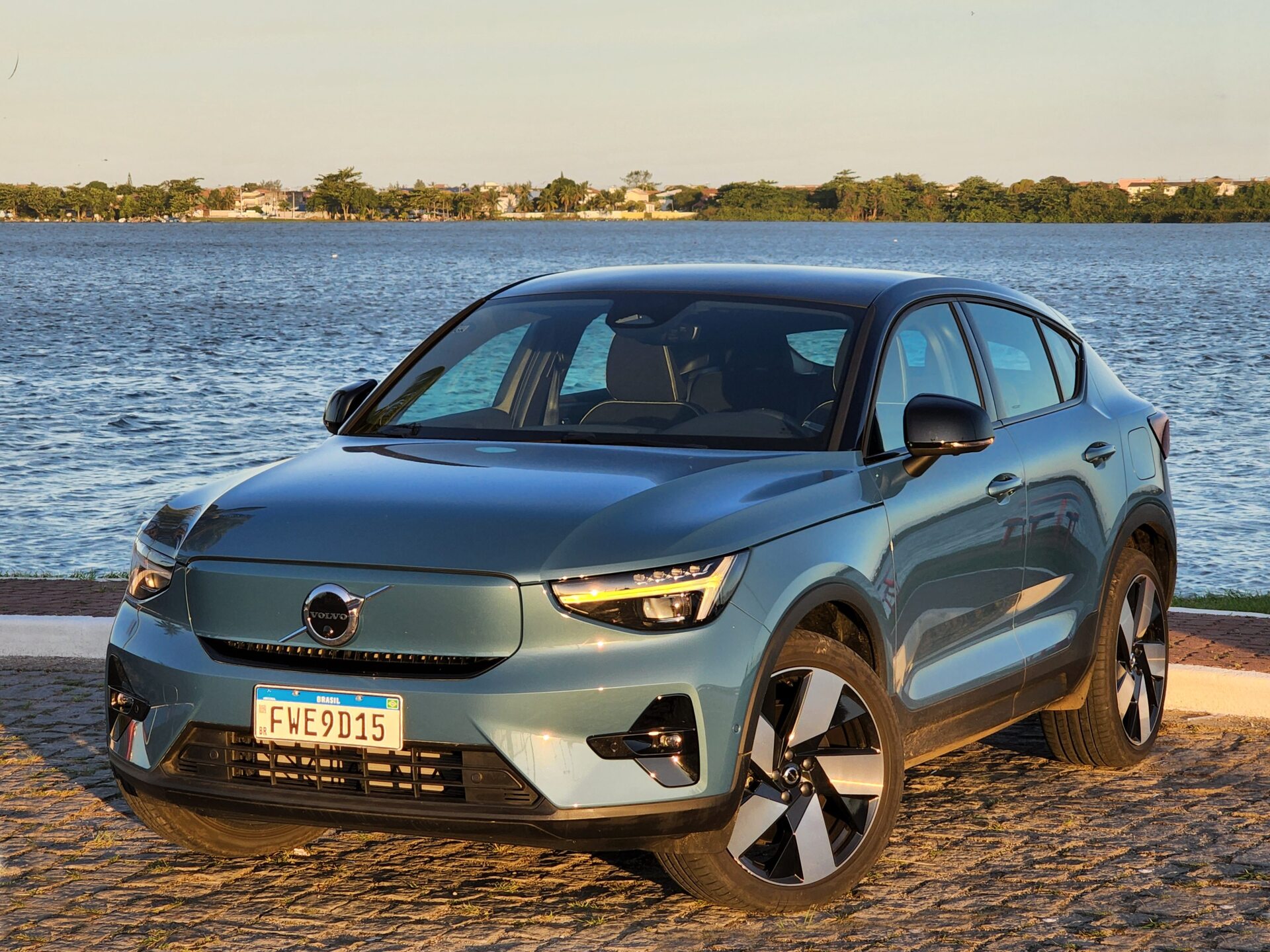 Disponibilizado em pré-venda no início de fevereiro, Volvo C40 Recharge Pure Electric emplacou 370 unidades no primeiro semestre