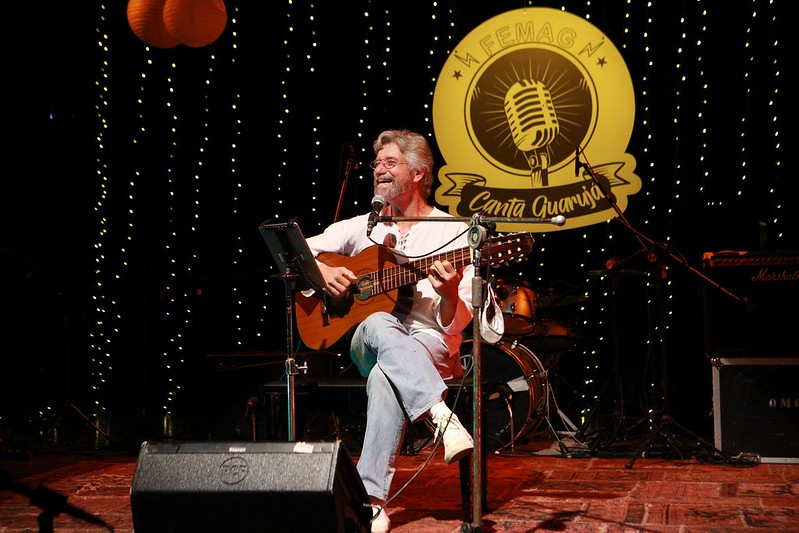 Os candidatos devem se inscrever através de formulário on-line