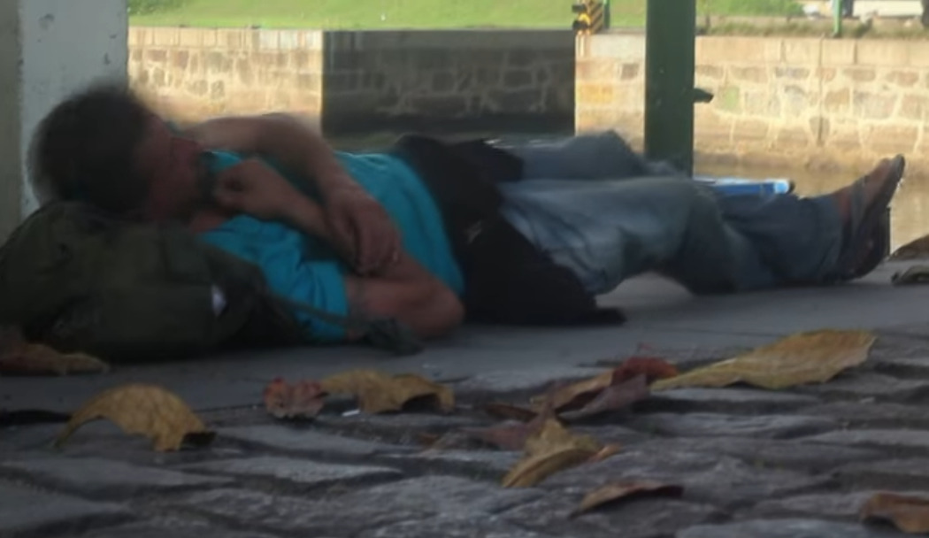 Documentário foi produzido pela Universidade Santa Cecília (Unisanta) e é apoiado pelo Diário do Litoral