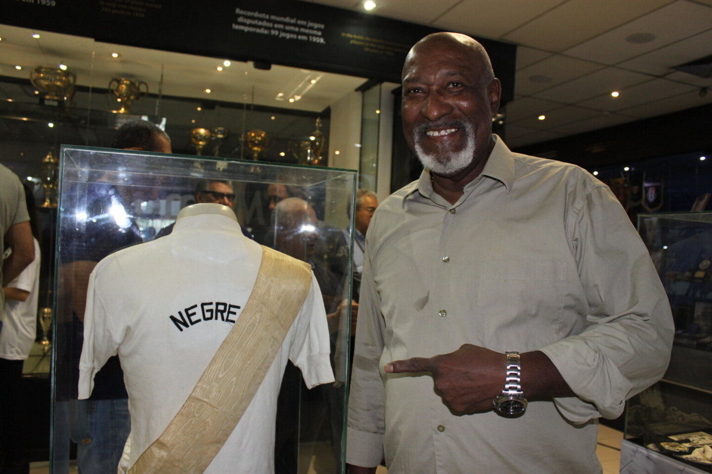 Ele atuou pela seleção brasileira 186 vezes