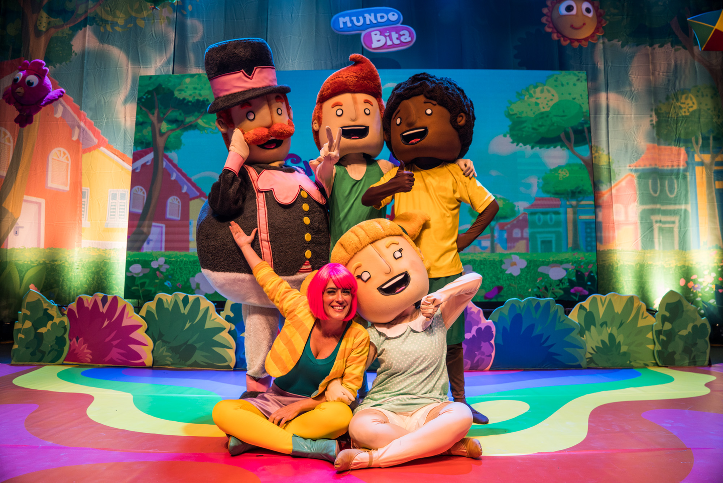 O Palácio das Artes está localizado na Av. Presidente Costa e Silva, 1.600, Boqueirão, em Praia Grande