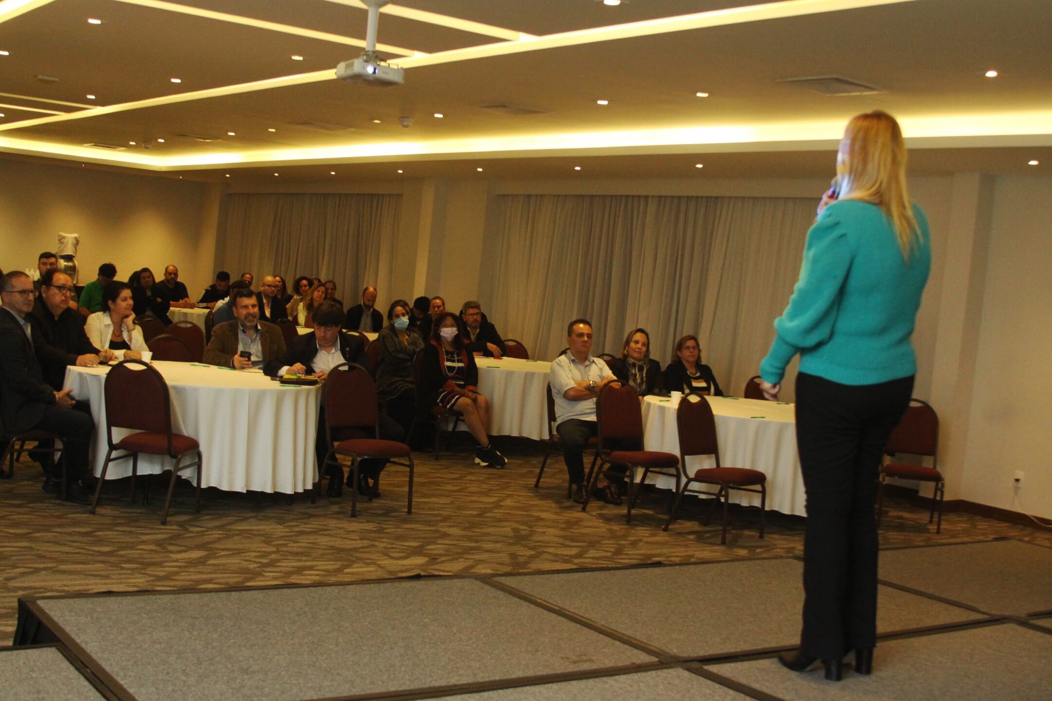 Foram realizadas ainda homenagens a personalidades consideradas fundamentais para o sucesso da 14ª Conferência da Rede de Cidades Criativas da Unesco