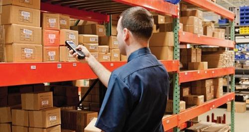 Setor de transporte de cargas tem maior parte das vagas; mas há também funções administrativas