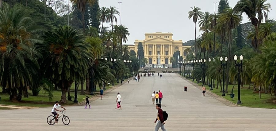 Vista de frente para o Museu do Ipiranga, em SP, reaberto ao público em 2022