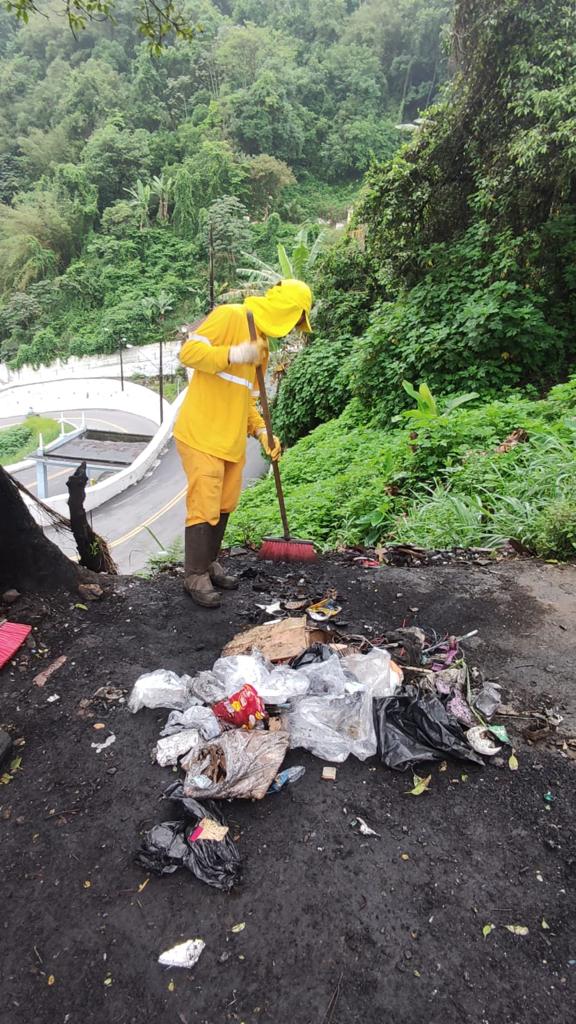 Limpeza morro Santos