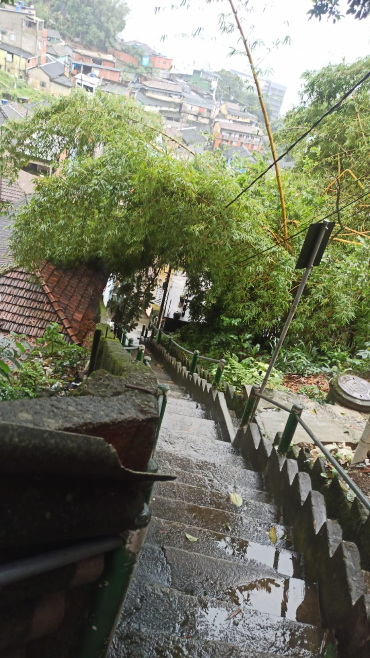 A Seserp atuou na desobstrução de galerias pluviais