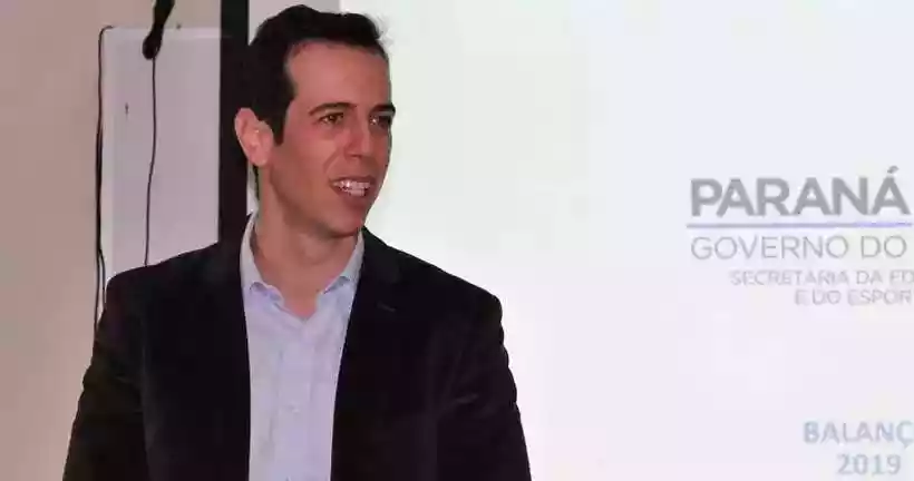 Renato Feder foi confirmado nesta segunda-feira para assumir a Edudação Paulista