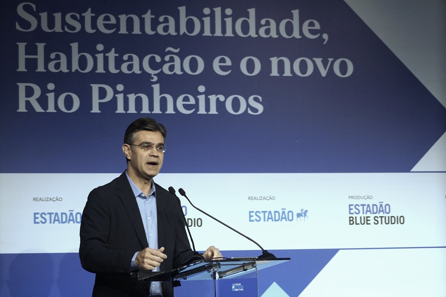 Governador de São Paulo, Rodrigo Garcia, na abertura do Fórum Estadão Think Sustentabilidade, Habitação e o Novo Rio Pinheiros