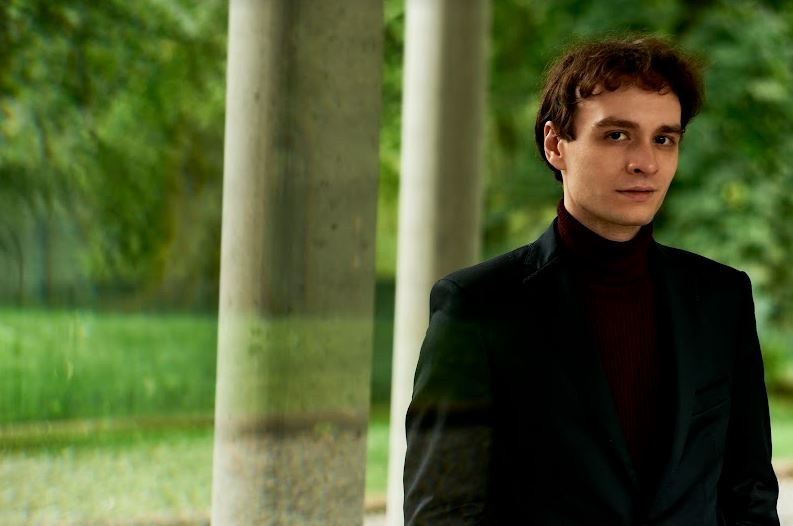 Pianista Jonathan Fournel, vencedor do Concurso Rainha Elisabeth da Bélgica.