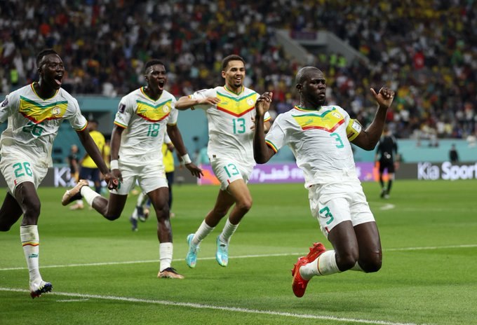 Senegal somou seis pontos, com duas vitórias, somente um atrás da Holanda, que liderou