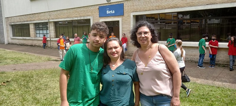 Foram premiadas escolas, professores e os estudantes medalhistas de ouro, prata e bronze