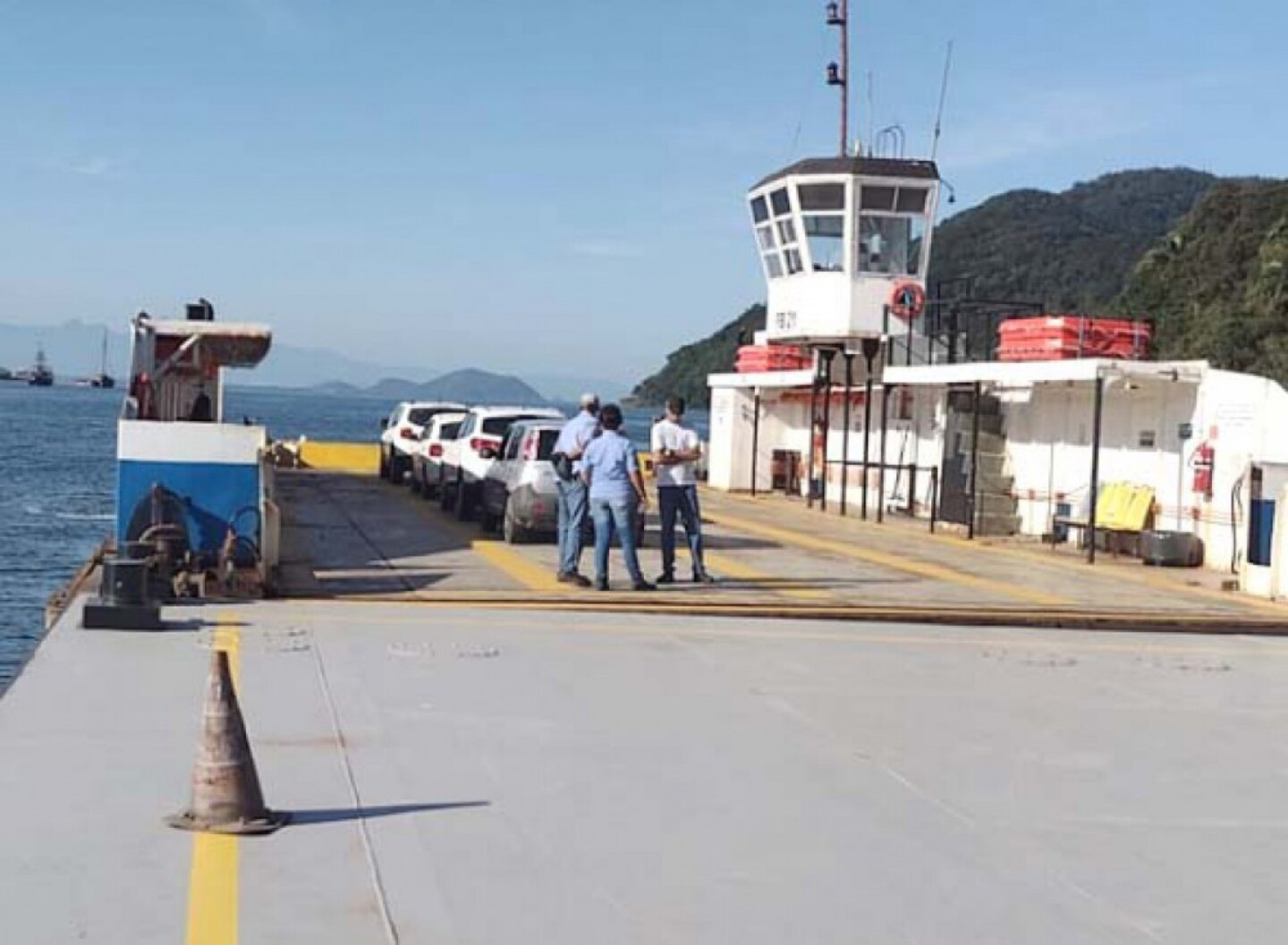 O clima atrasou a intervenção e a nova previsão será realizada a partir das 13h.