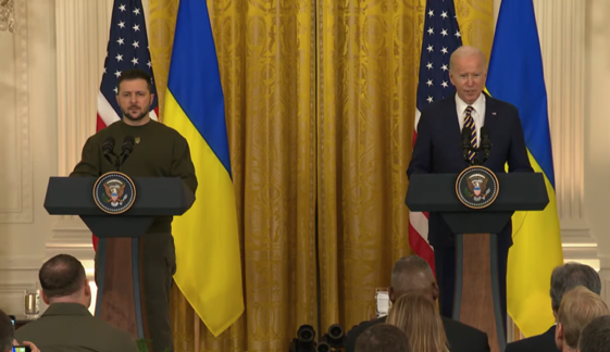 Viagem do presidente da Ucrânia aos EUA foi considerada estratégica