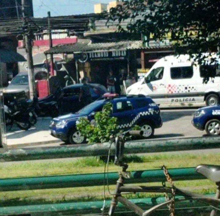 policial aposentado é baleado em SV